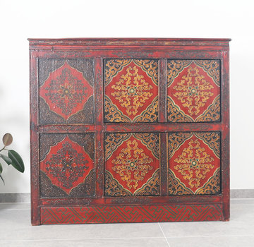 Yajutang Tibetan chest of drawers  floral motif