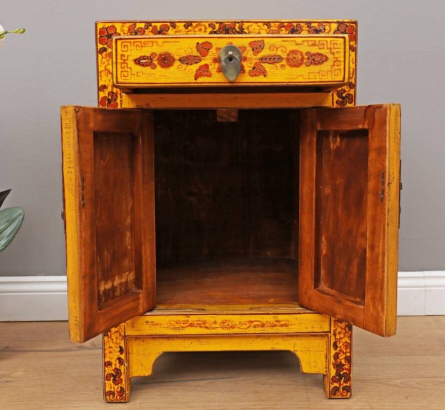 Chinese dresser sideboard 1 drawer 2 doors painted yellow