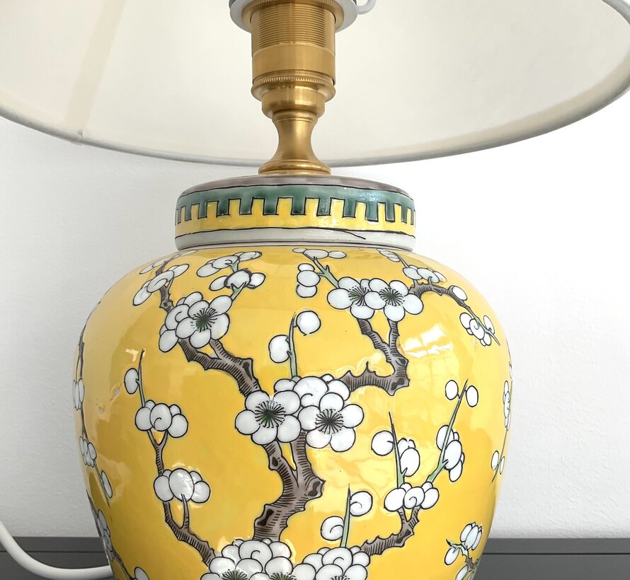 Chinese Vase Lamp with plum blossom yellow