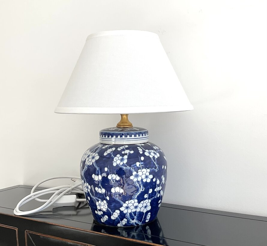 Chinese Vase Lamp with plum blossom blue