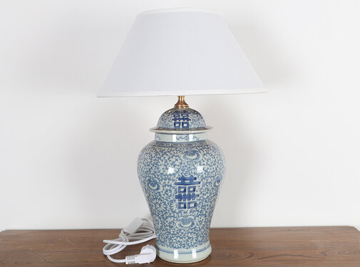 Yajutang Porcelain vase lamp with double happiness