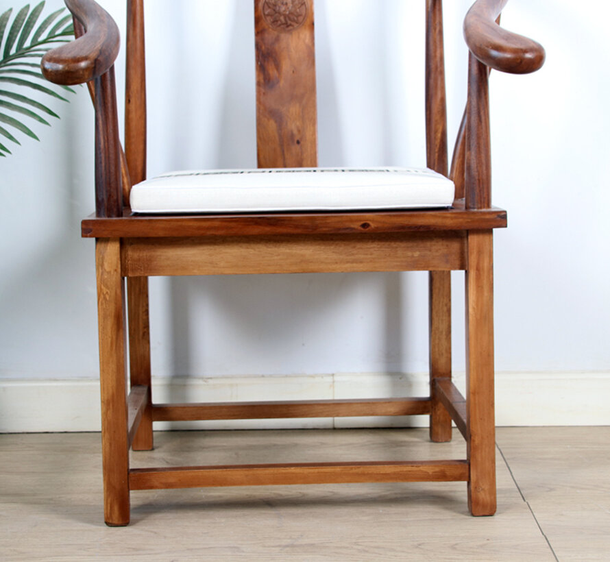 Sessel mit runder Rückenlehne Meditationssitz