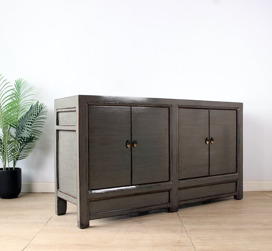 antike Sideboard verkörpert eine zeitlose Eleganz