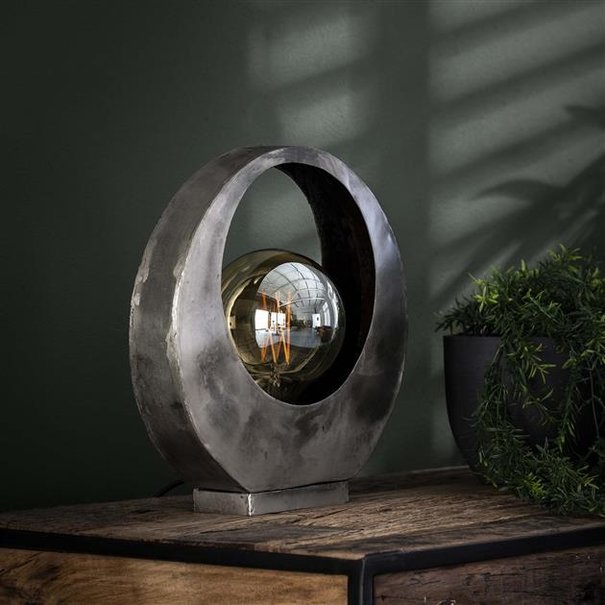 BelaLuz Industriële stoere tafellamp Full Moon oud zilver