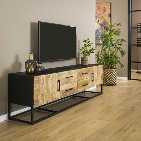 Bekijk onze collectie TV meubels van 170 tot 250 cm