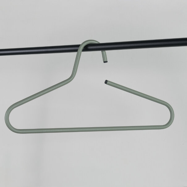 BelaLuz Moderne Retro Kledinghangers Polo Dusty Green staal
