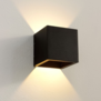 Modern Industriële wandlamp Cube 1-lichts dim to warm zwart