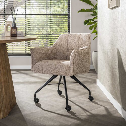 Modern Scandinavische eetkamerstoel Turn met wieltjes Hoven zand
