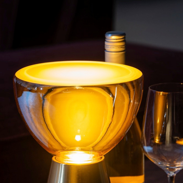 ETH Hotel chique tafellamp Lisa 1-lichts messing amber glas