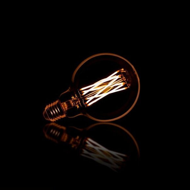 BelaLuz Lichtbron E27 LED 6W Ø9,5 cm Bol Filament Amber Dimbaar
