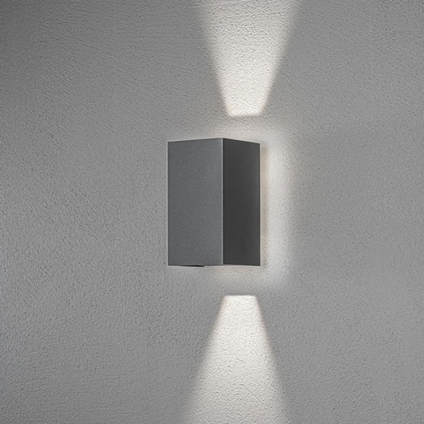 Konstsmide Industriële buiten wandlamp Cremona antraciet met backlight