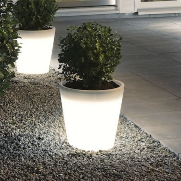 Konstsmide Moderne vloerlamp Assisi planten pot small opaalwit