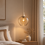 Hotel chique hanglamp Fresu 1-lichts crème met amber glas