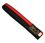 Poom vechtsportband, half rood, half zwart