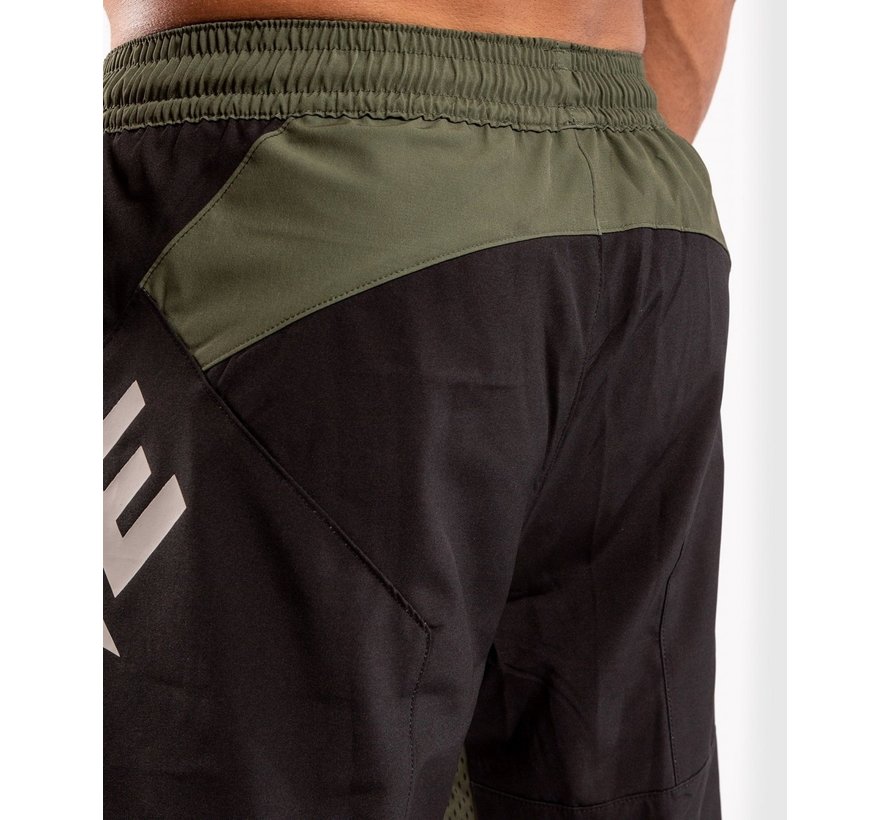 ONE FC2 Training Shorts zwart/ Khaki