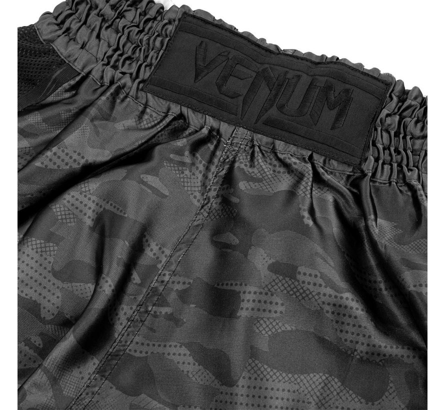 Venum Defender Muay Thai Shorts - Urban camo/zwart