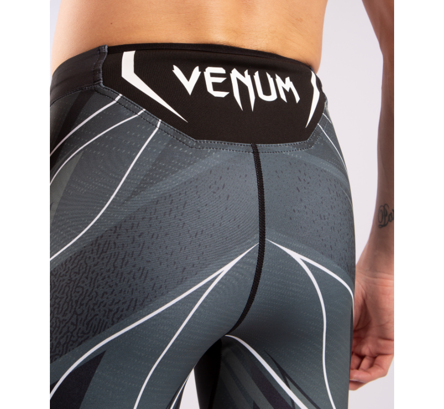 Venum UFC Fight Night Pro Line Vale Tudo Shorts - zwart