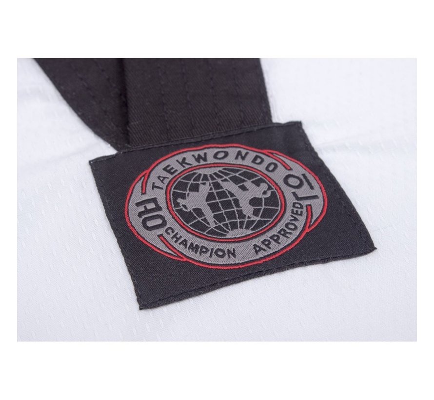 Diamond WT Taekwon-Do Dobok. zwarte kraag