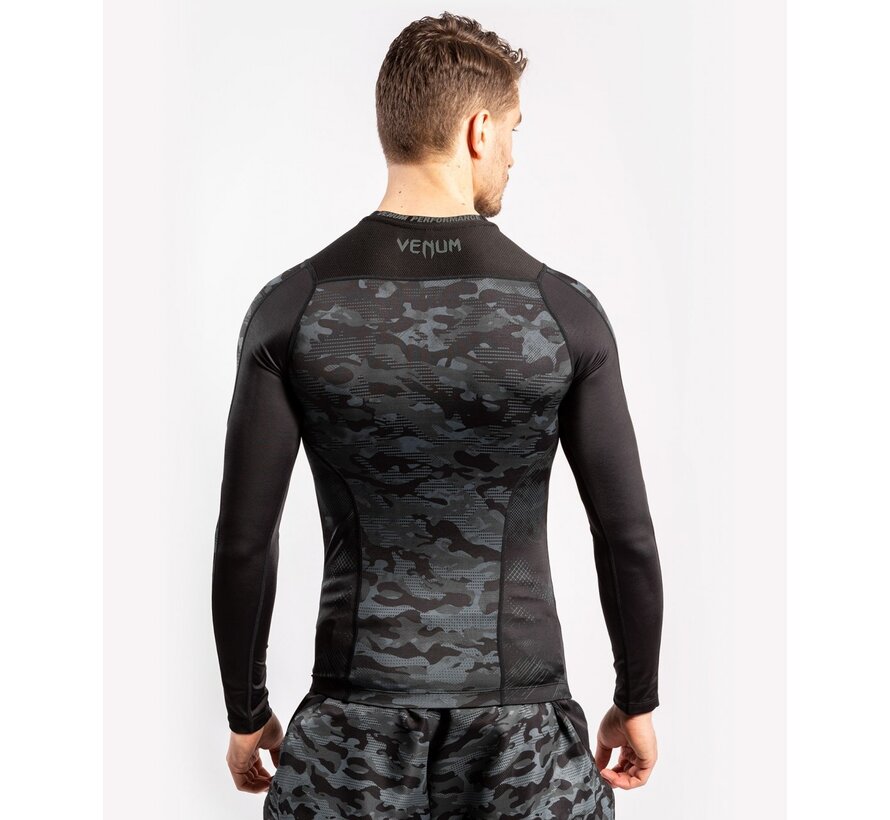 Venum Defender Rashguard-  dark camo - Maat XL - OP=OP