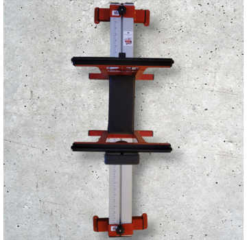 Best Fightshop Breekplanken wandhouder voor breektechnieken in hoogte verstelbaar