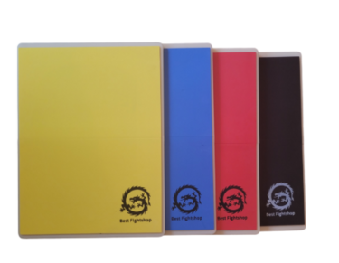 Taekwondo breekplanken en makiwara’s