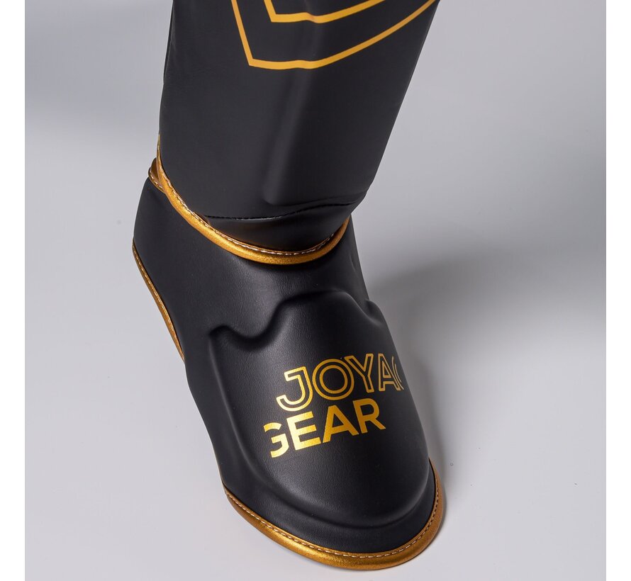 Joya STRIKE Scheenbeschermers -Zwart