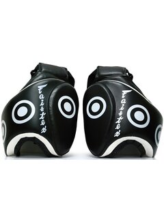 fairtex FAIRTEX Dijbeenbeschermers. Zwart, paar