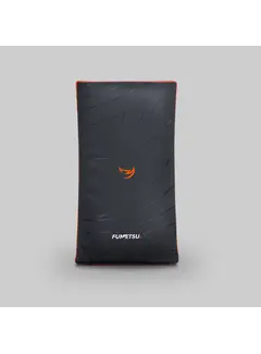 Fumetsu Fumetsu Icon Long Kick Shield Zwart/Oranje