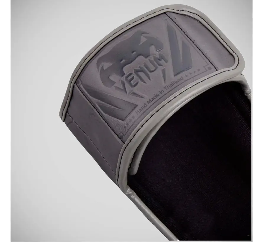Grijze Venum Elite scheenbeschermers