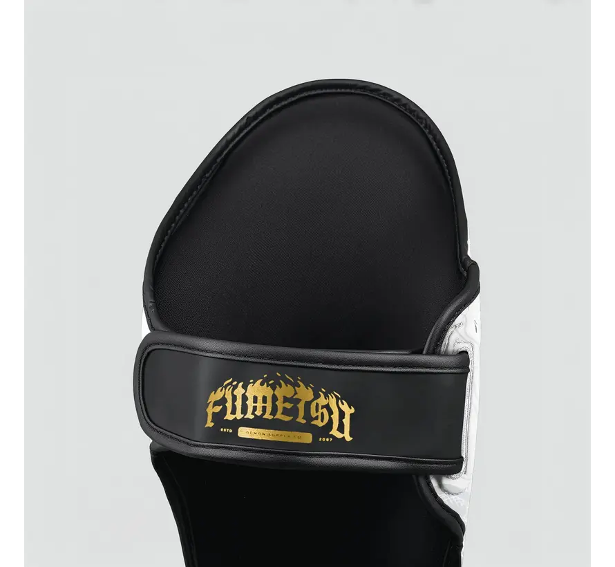 Fumetsu Oni Shin-beschermers Wit/Zwart/Goud