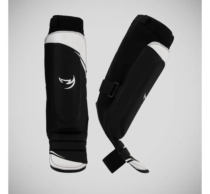 Zwart/witte Fumetsu Ghost S3 MMA-scheenbeschermers