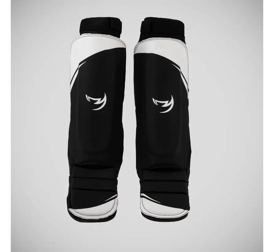 Zwart/witte Fumetsu Ghost S3 MMA-scheenbeschermers