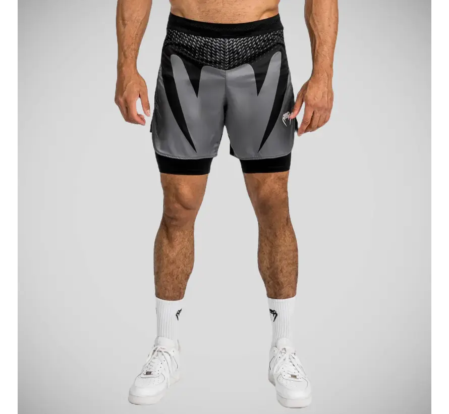 Venum Attack vechtshort zwart