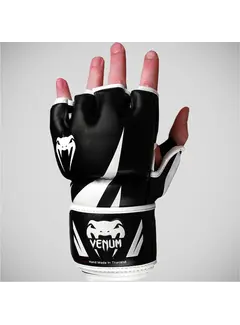 Venum Zwart/witte Venum Challenger MMA-vechthandschoenen