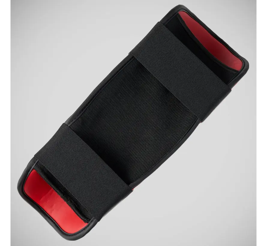 Rood/zwarte Bytomic Axis V2 scheenbeschermers