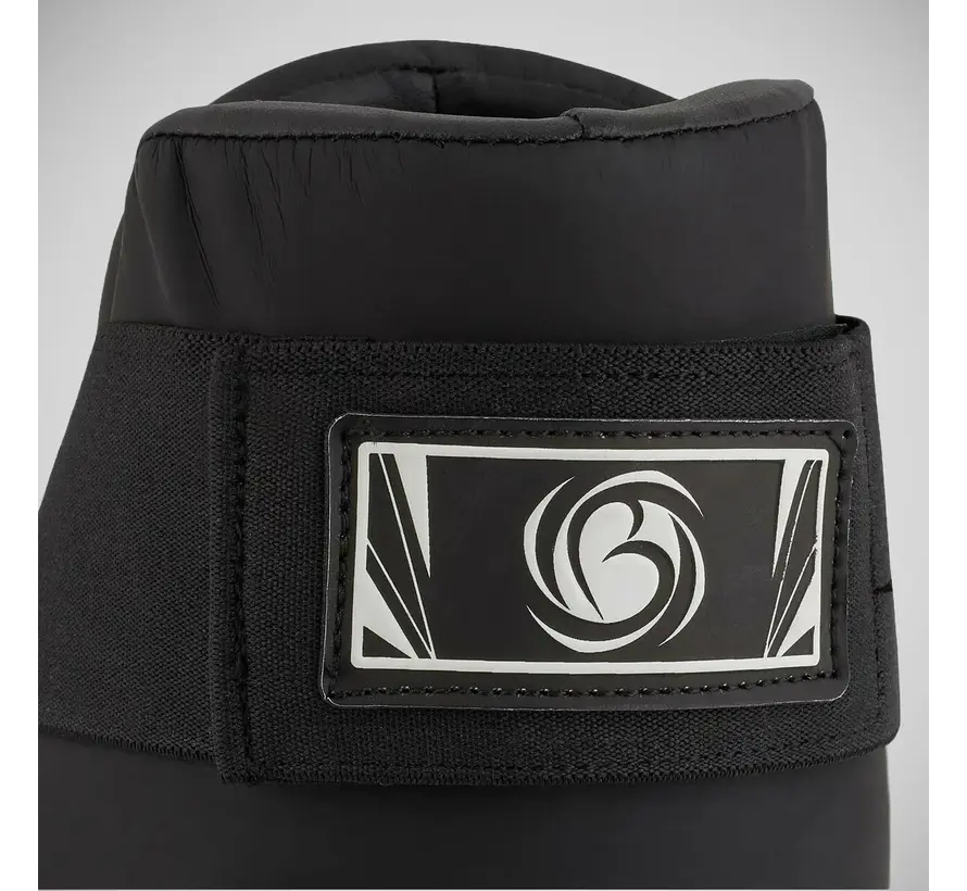 Zwart/Wit Bytomic Axis V2 Point Fighter voetbeschermers