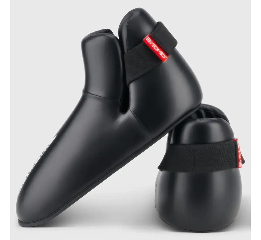 Black/White Bytomic Red Label Pointfighter Kicks