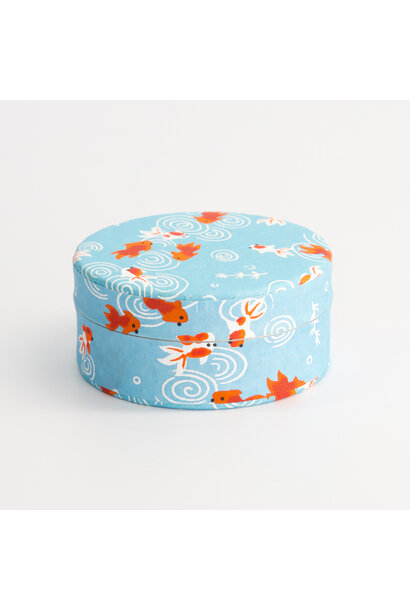 Matcha poeder thee in blik Gold Fish light blue - 7.5x3.3cm 30gram