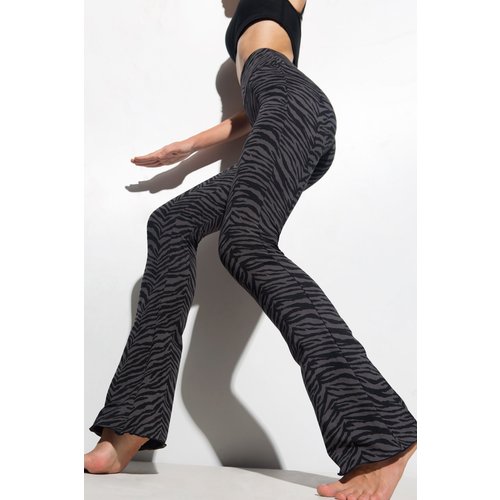 Funky Simplicity - Duurzame Yoga Kleding Flare Legging Hoge Taille Zwart/Grijs Zebra