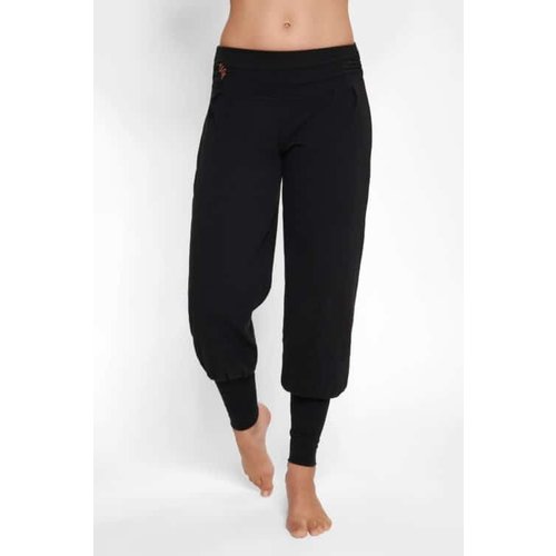 Urban Goddess - Duurzame Yoga- en Lounge Kleding Yoga Broek Dakini Urban Black Urban Goddess - Duurzame Yoga- en Lounge Kleding Yoga Broek Dakini Urban Black