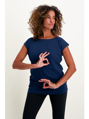 Urban Goddess - Duurzame Yoga- Pilates en Active Kleding Asana Yoga Tee Midnight