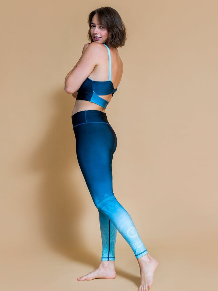 Armela Beyond The Mat Yoga Legging- Whale Blue – Shajgoj