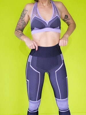 Studio Nanette Lindeman - Duurzame Yoga- en Sport Kleding Uplifting Sculptured Legging Lilac Sky Mystic Purple