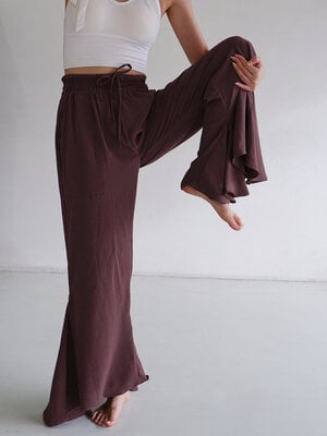 Inti Yoga Studio - Yoga en Lounge Kleding Sukha Pants Maroon