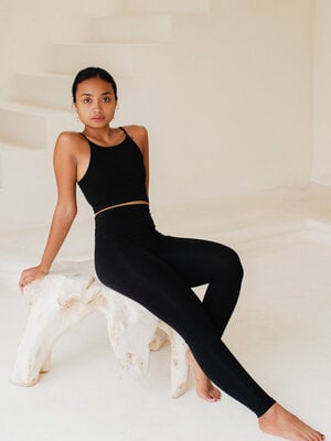 Studio K Yogawear- Yoga en Lounge Kleding Ester Bamboo Bra Bamboo Zwart