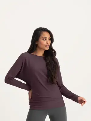 Urban Goddess - Duurzame Yoga- Pilates en Active Kleding Budhi Longsleeve Yoga Shirt  Berry