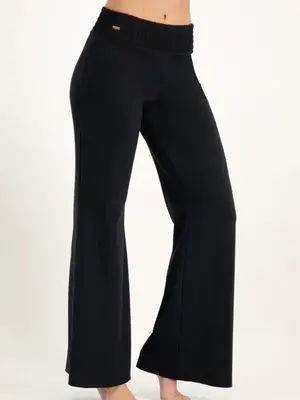 Urban Goddess - Duurzame Yoga- Pilates en Active Kleding Flow Wijde Yoga Broek Zwart