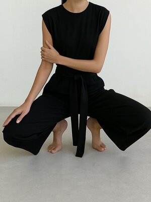 Inti Yoga Studio - Yoga en Lounge Kleding Anja Top Black