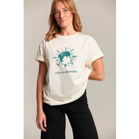 Yoga Sin Fronteras T-Shirt