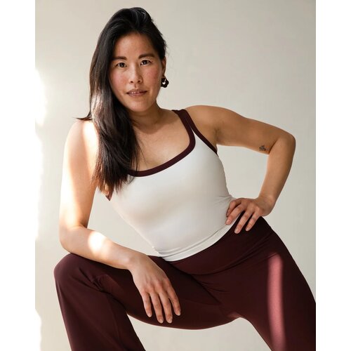 Spica - Yoga en Sportkleding Hale Top Beige with Burgundy Trim Spica - Yoga en Sportkleding Hale Top Beige with Burgundy Trim